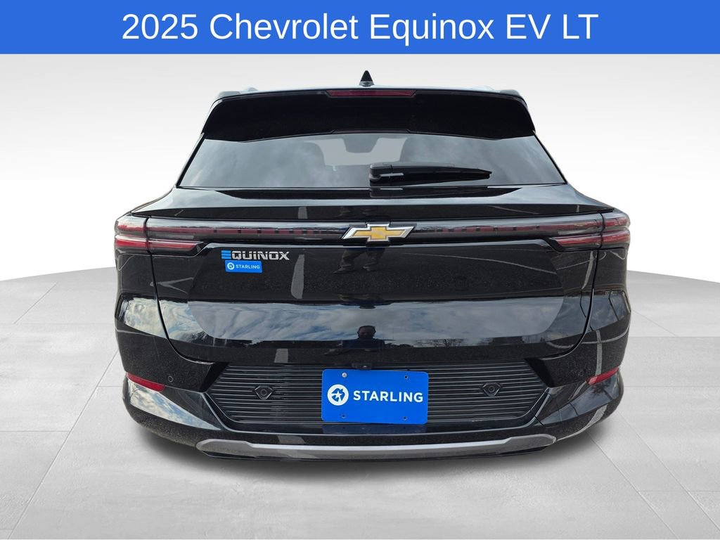 Used 2025 Chevrolet Equinox EV LT image 7