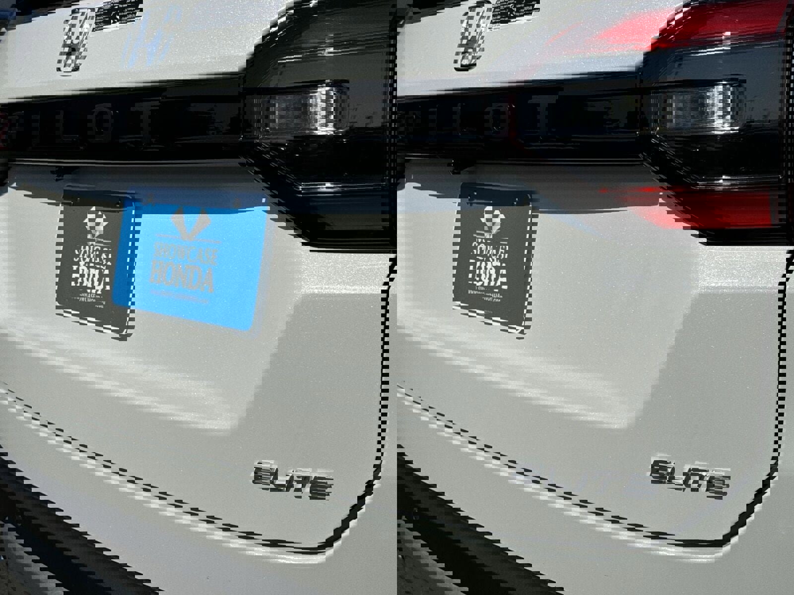 New 2025 Honda Pilot Elite image 6