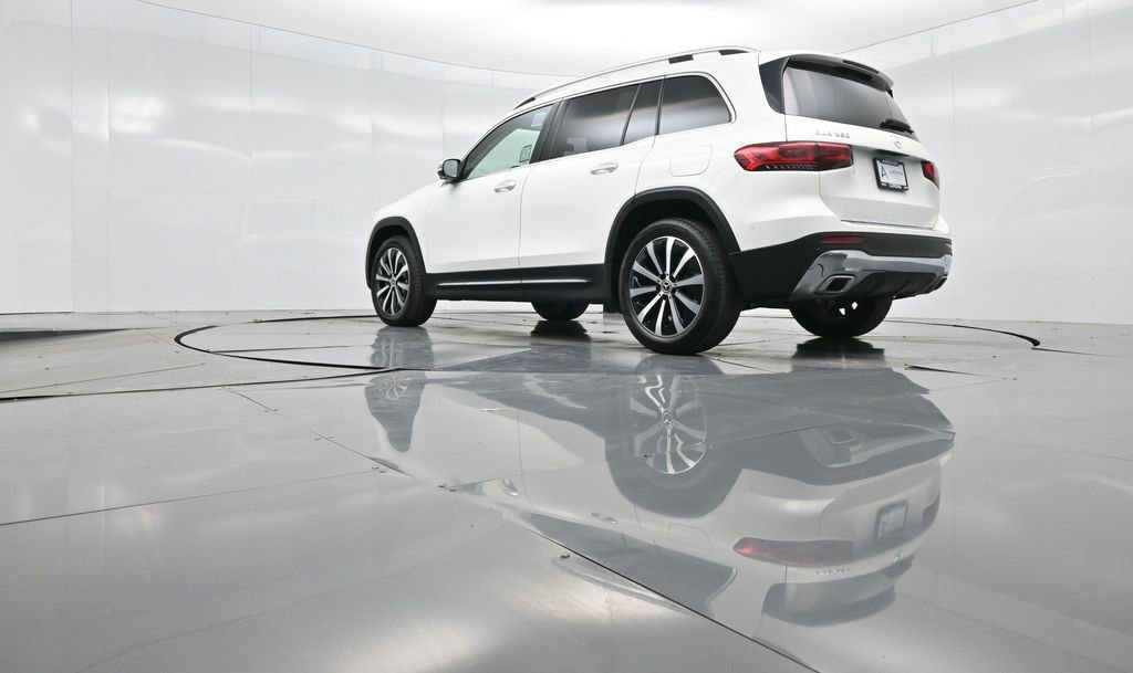 Used 2022 Mercedes-Benz GLB 250 image 42