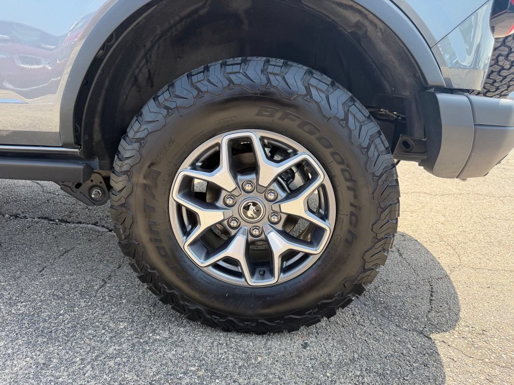 Used 2025 Ford Bronco Badlands AWD/4WD image 13