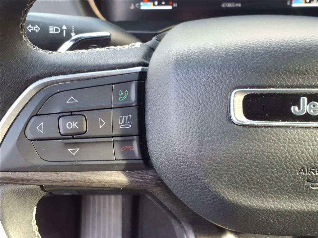 Certified 2024 Jeep Grand Cherokee L Limited w/ Luxury Tech Group II image 22