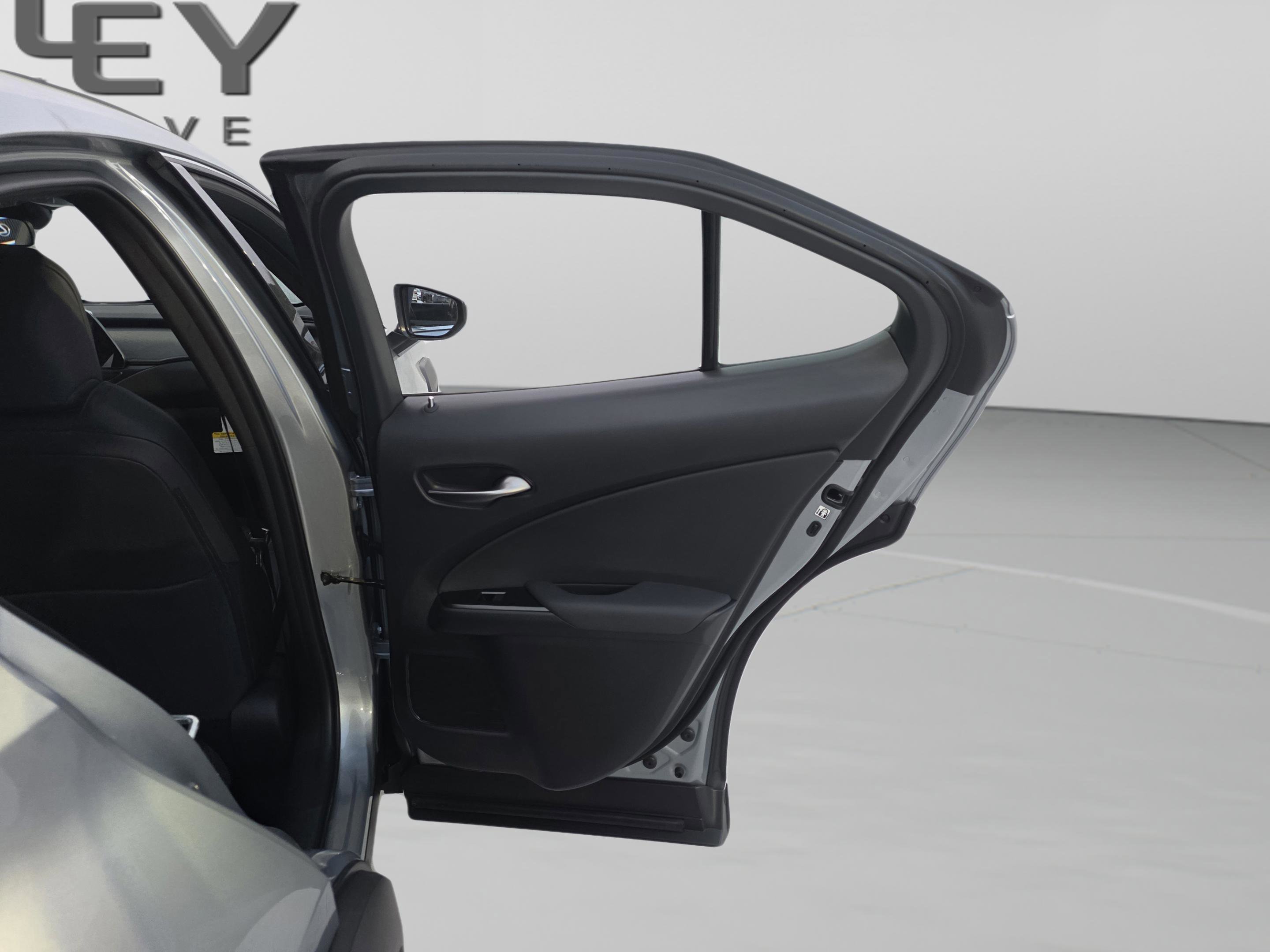 New 2026 Lexus UX 300h FWD image 23