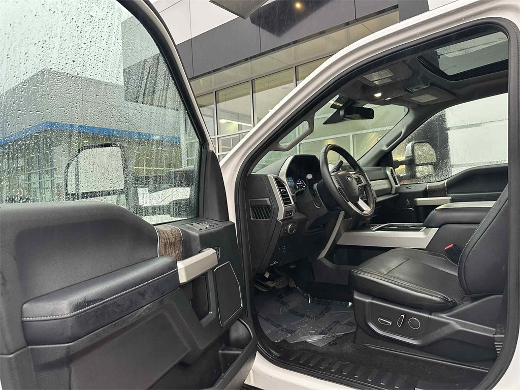 Used 2018 Ford F350 Lariat w/ Lariat Ultimate Package image 22
