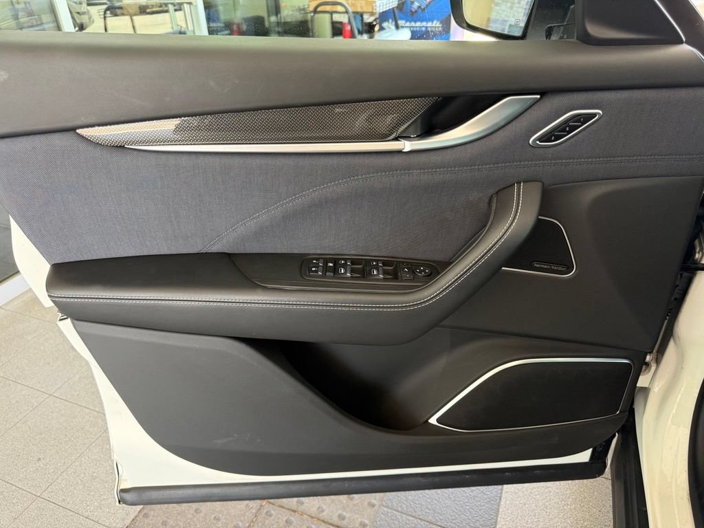 Certified 2022 Maserati Levante GT AWD/4WD image 21