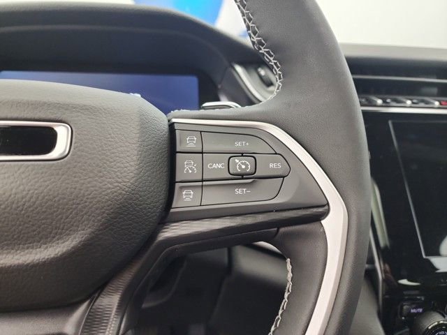 New 2025 Jeep Grand Cherokee Laredo X w/ Luxury Tech Group I image 22