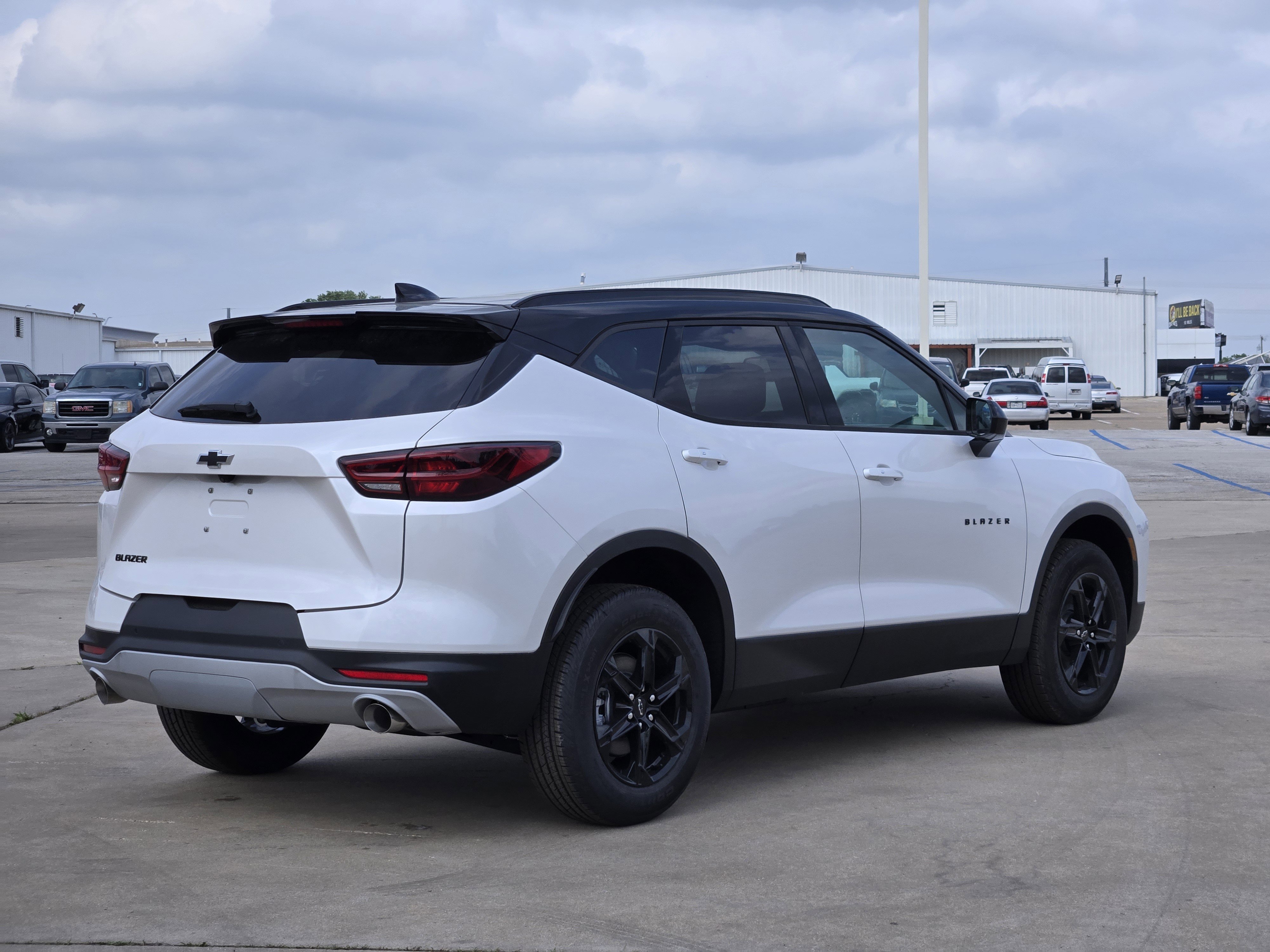 New 2025 Chevrolet Blazer LT w/ Convenience Package image 4