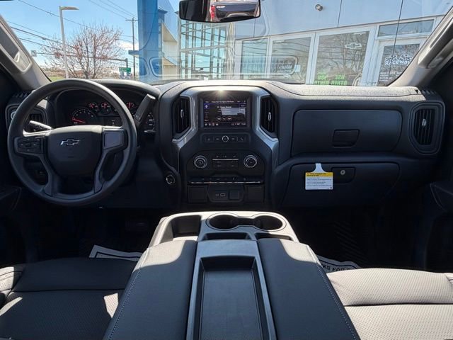 New 2026 Chevrolet Silverado 1500 Custom Trail Boss w/ LPO, Dark Essentials Package AWD/4WD image 3