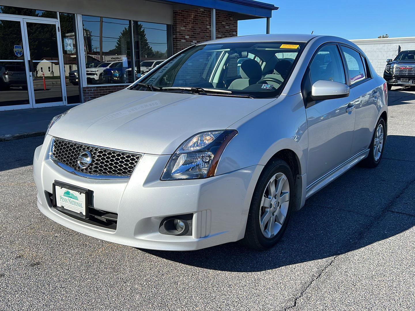 Used 2011 Nissan Sentra 2.0 SR w/ Convenience Pkg