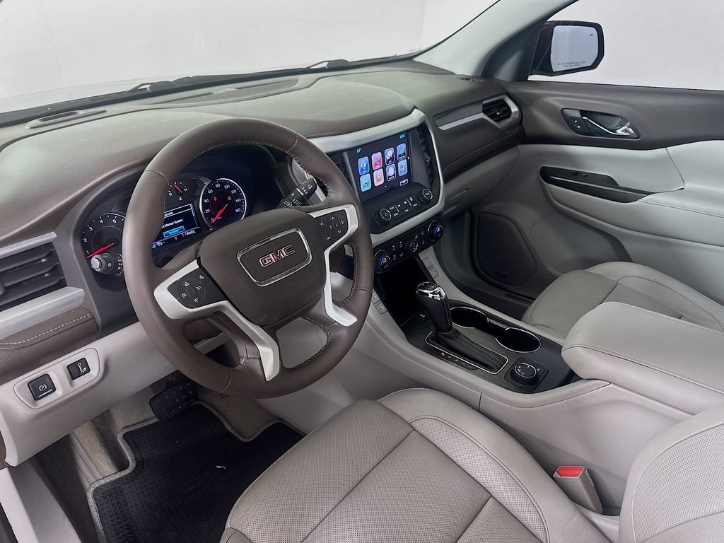 Used 2017 GMC Acadia SLT FWD image 9