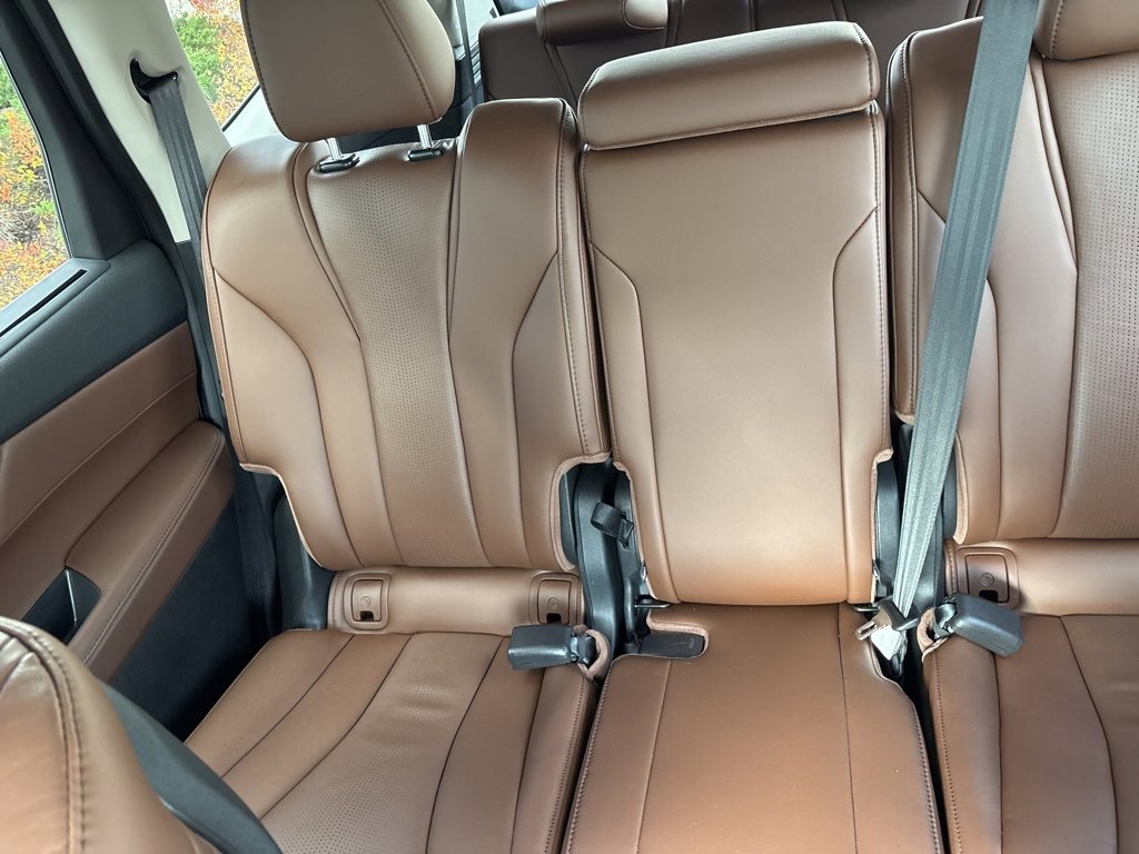 Used 2025 Acura MDX w/ Technology Package image 38