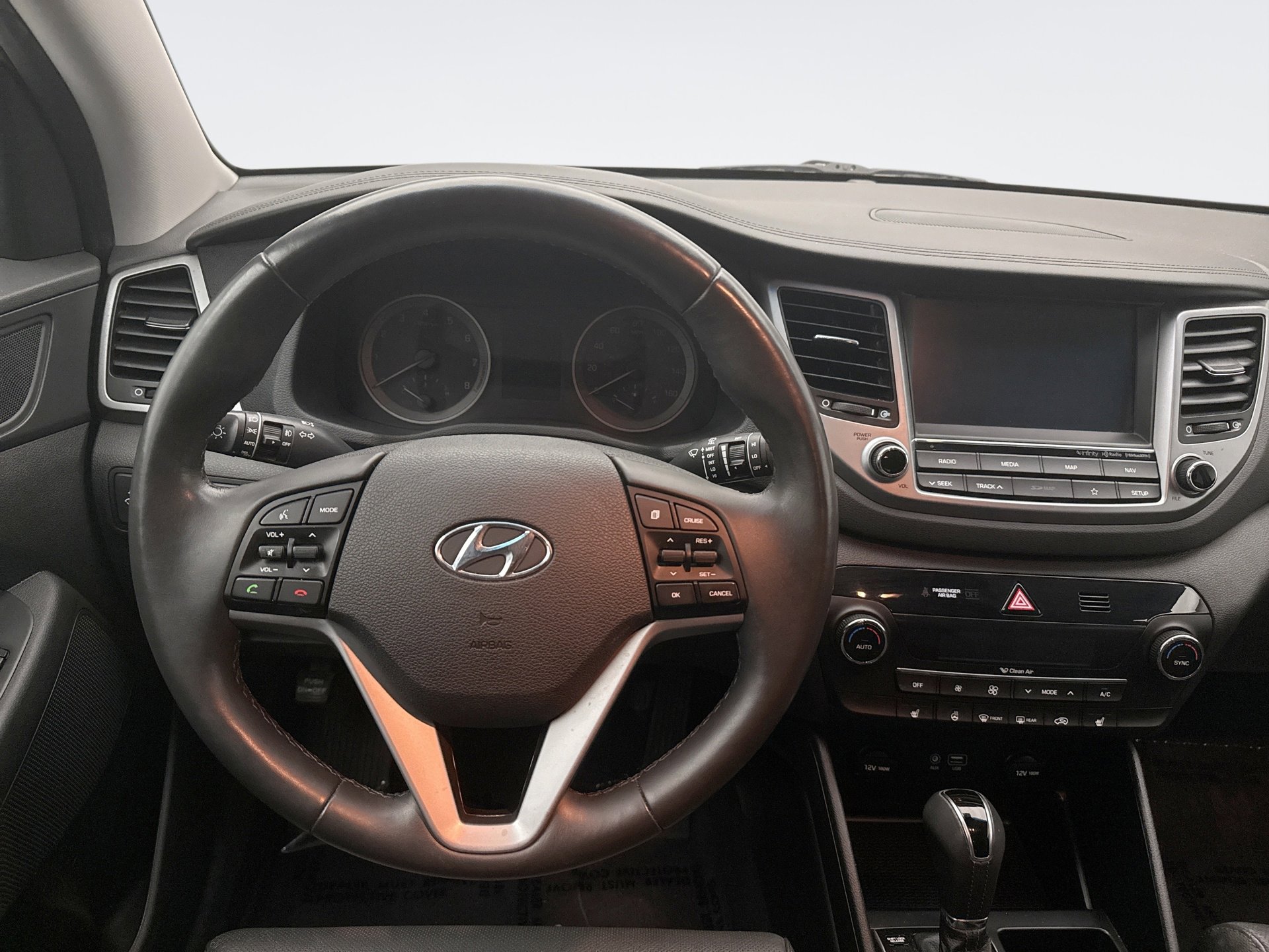 Used 2018 Hyundai Tucson Limited AWD/4WD image 12