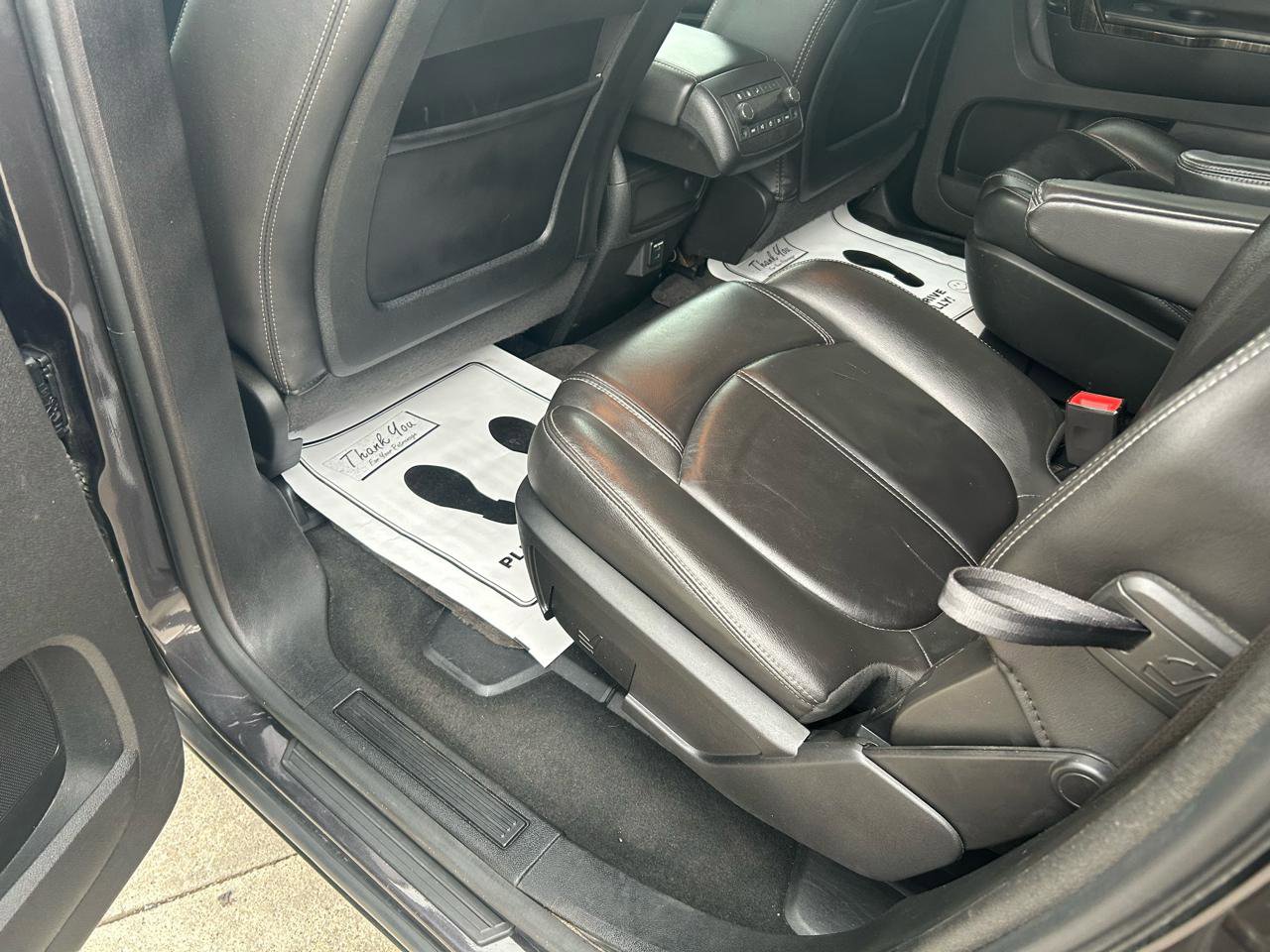 Used 2016 GMC Acadia SLT w/ Open Road Package AWD/4WD image 9