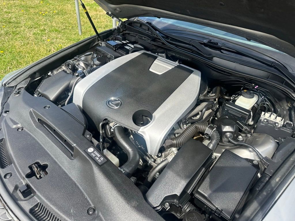 Used 2017 Lexus IS 350 F Sport w/ F Sport Package image 37