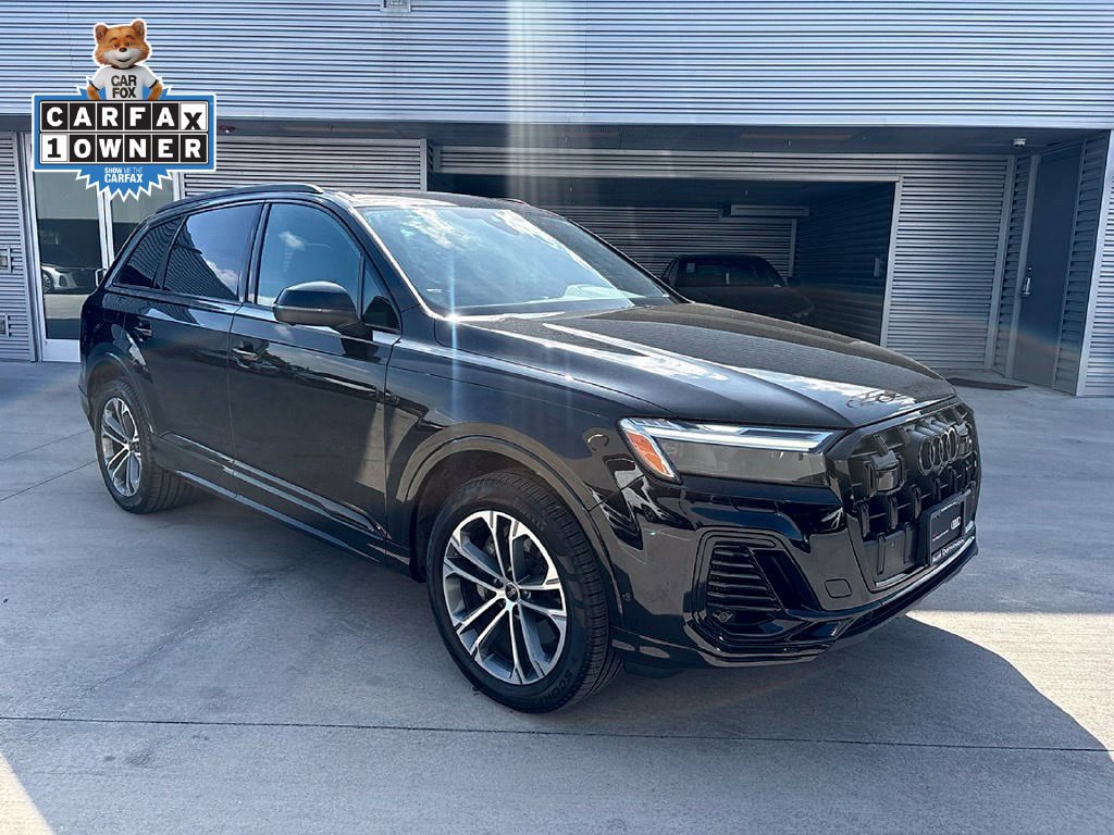 Used 2026 Audi Q7 3.0T Premium w/ Convenience Plus Package AWD/4WD image 3