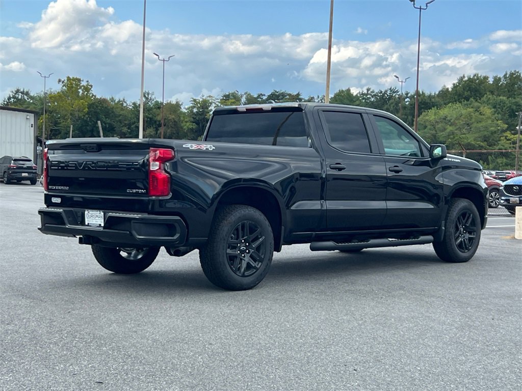 New 2026 Chevrolet Silverado 1500 Custom w/ Turbomax Blackout Package image 4