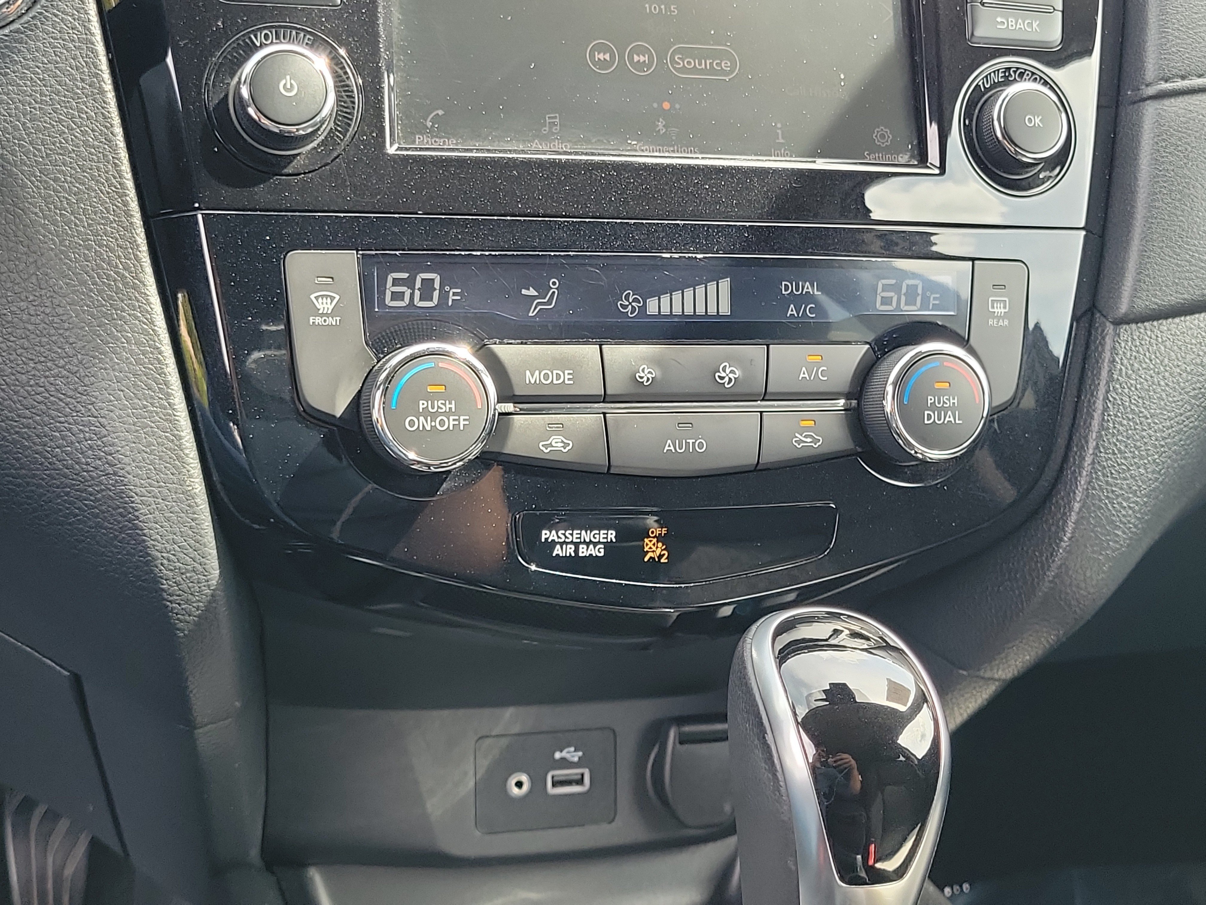 Certified 2020 Nissan Rogue SV AWD/4WD image 27