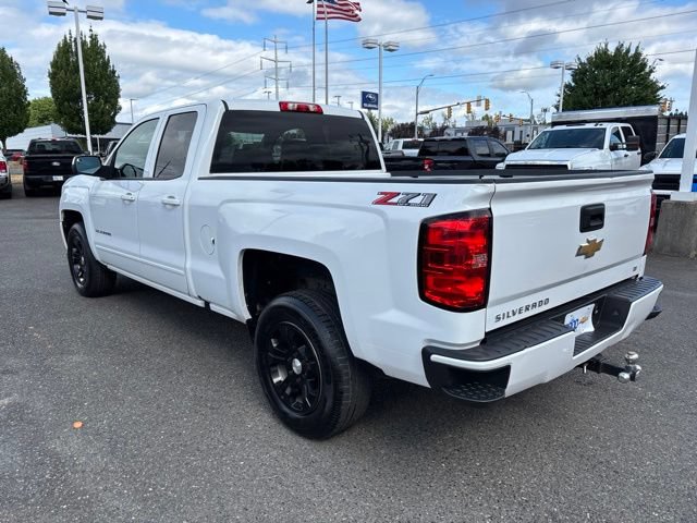 Used 2018 Chevrolet Silverado 1500 LT w/ All Star Edition AWD/4WD image 3