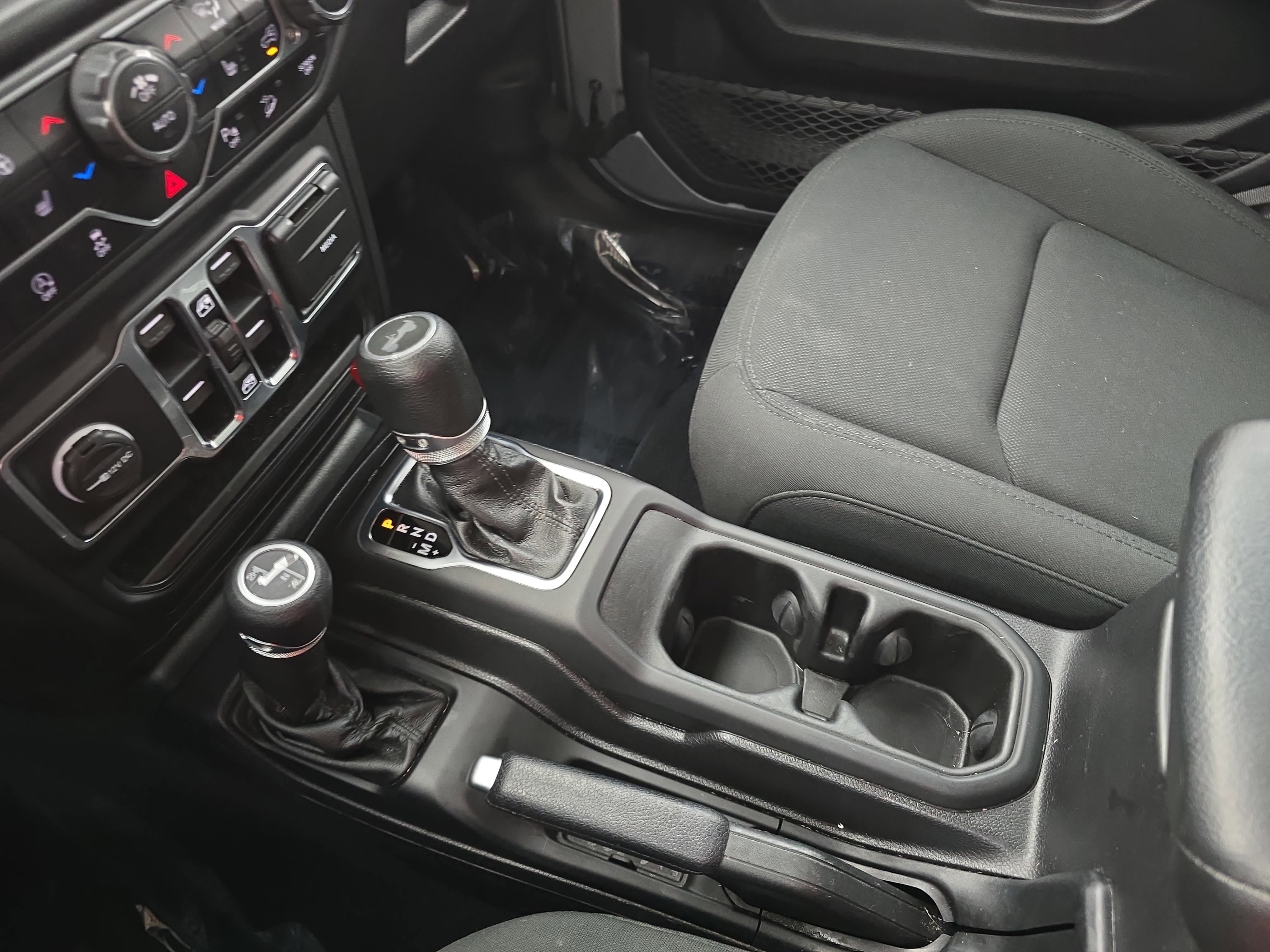 Used 2020 Jeep Wrangler Unlimited Sport S w/ Sun And Sound Package AWD/4WD image 24