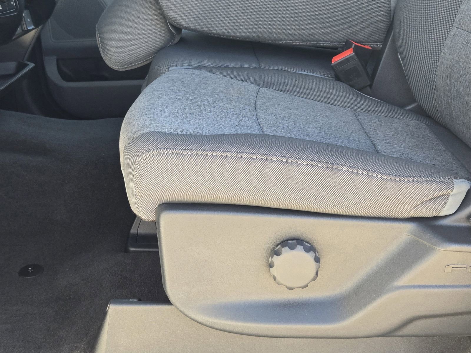 New 2026 Ford F250 XL w/ STX Appearance Package AWD/4WD image 24