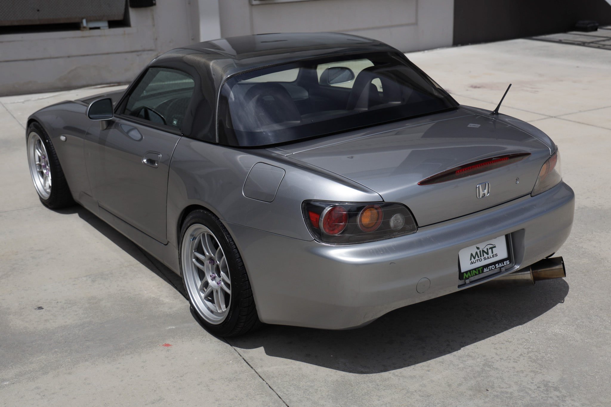 Used 2005 Honda S2000 image 8