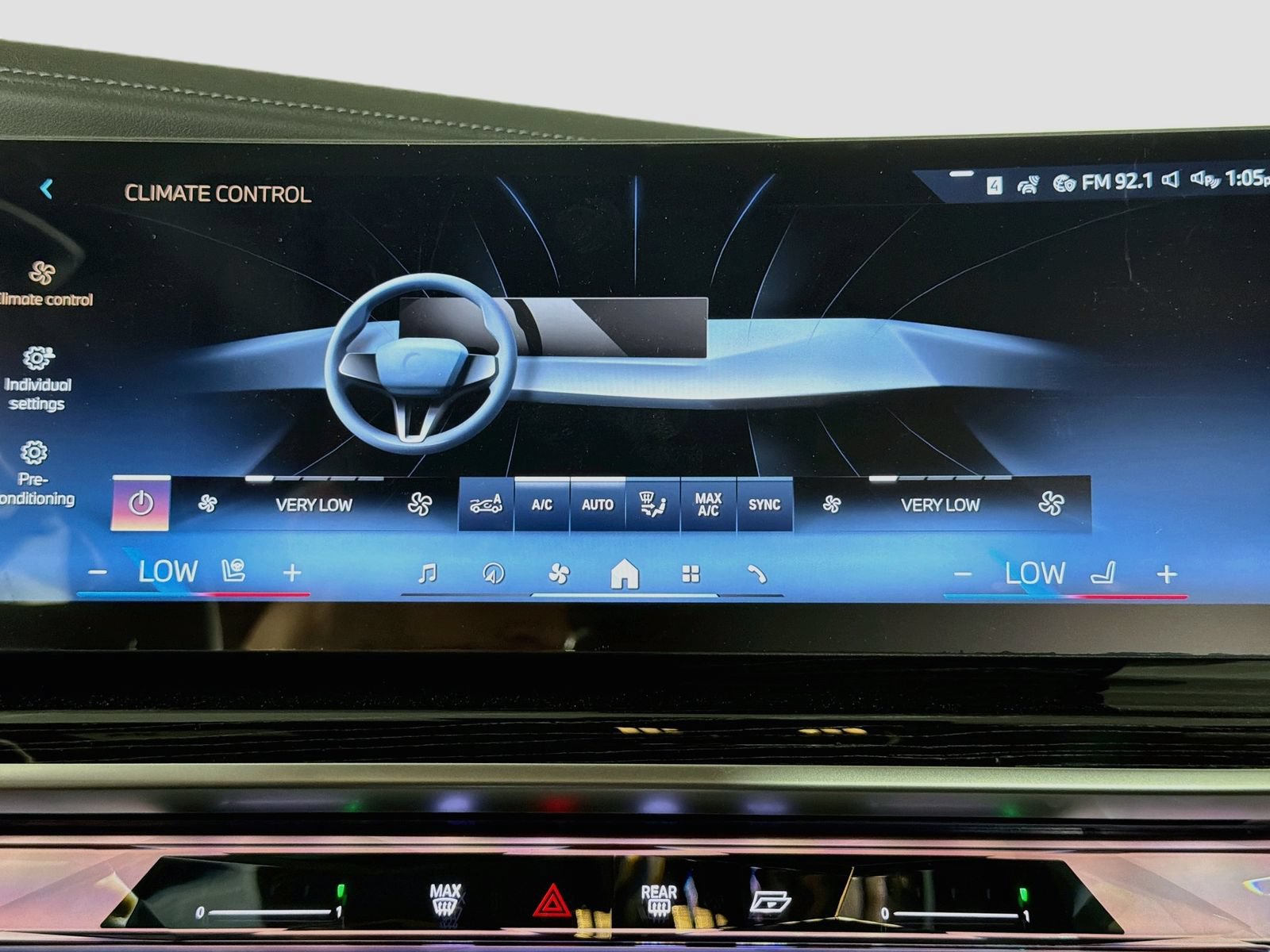 New 2026 BMW i7 xDrive60 w/ M Sport Package RWD image 16