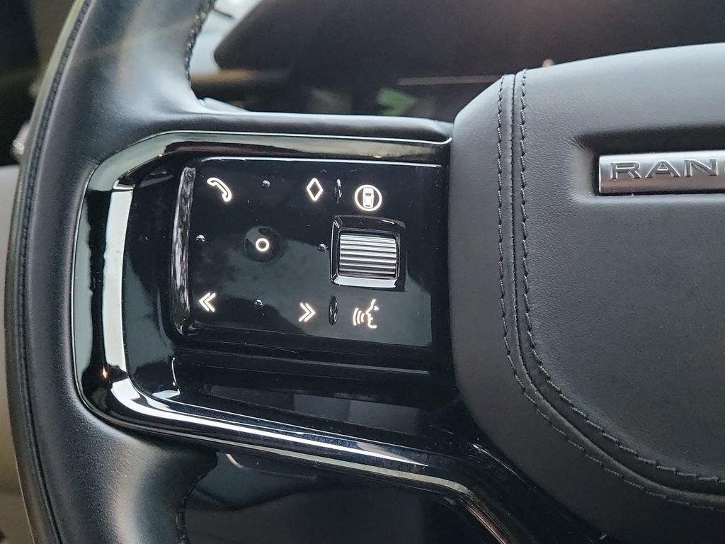 Used 2025 Land Rover Range Rover Velar Dynamic SE AWD/4WD image 27