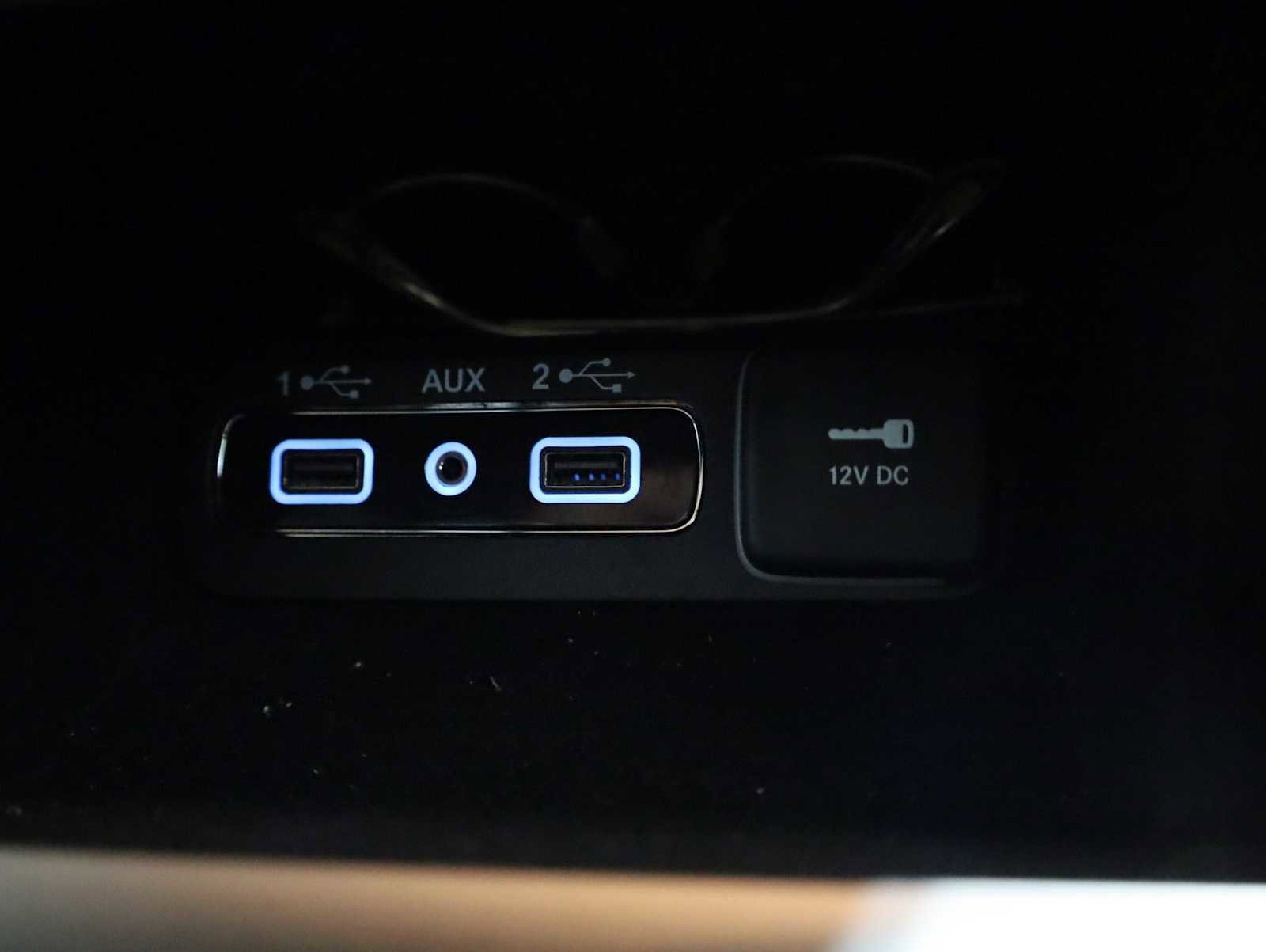 Used 2019 Jeep Grand Cherokee Altitude AWD/4WD image 33
