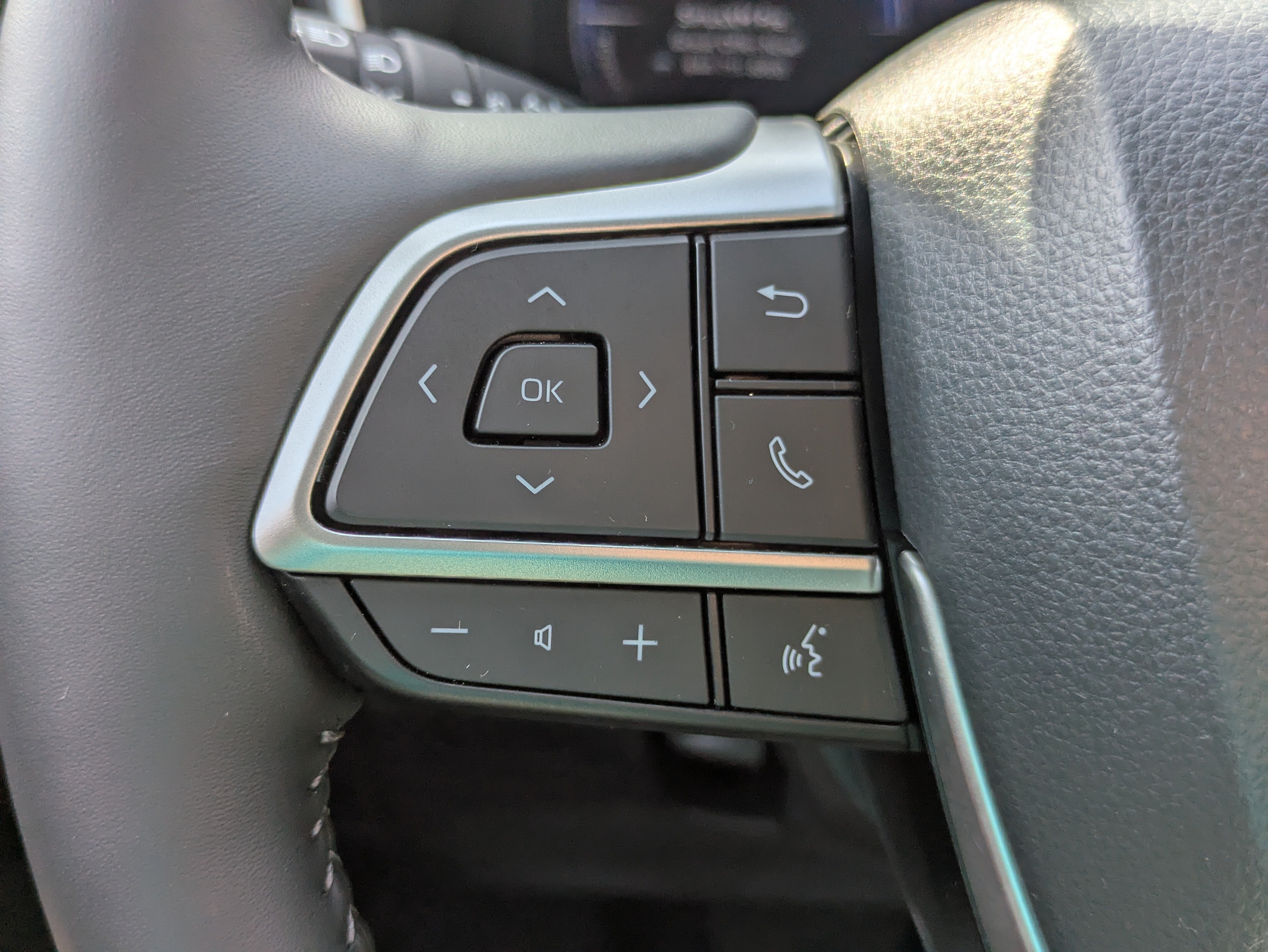 Certified 2026 Toyota Highlander Platinum AWD/4WD image 21