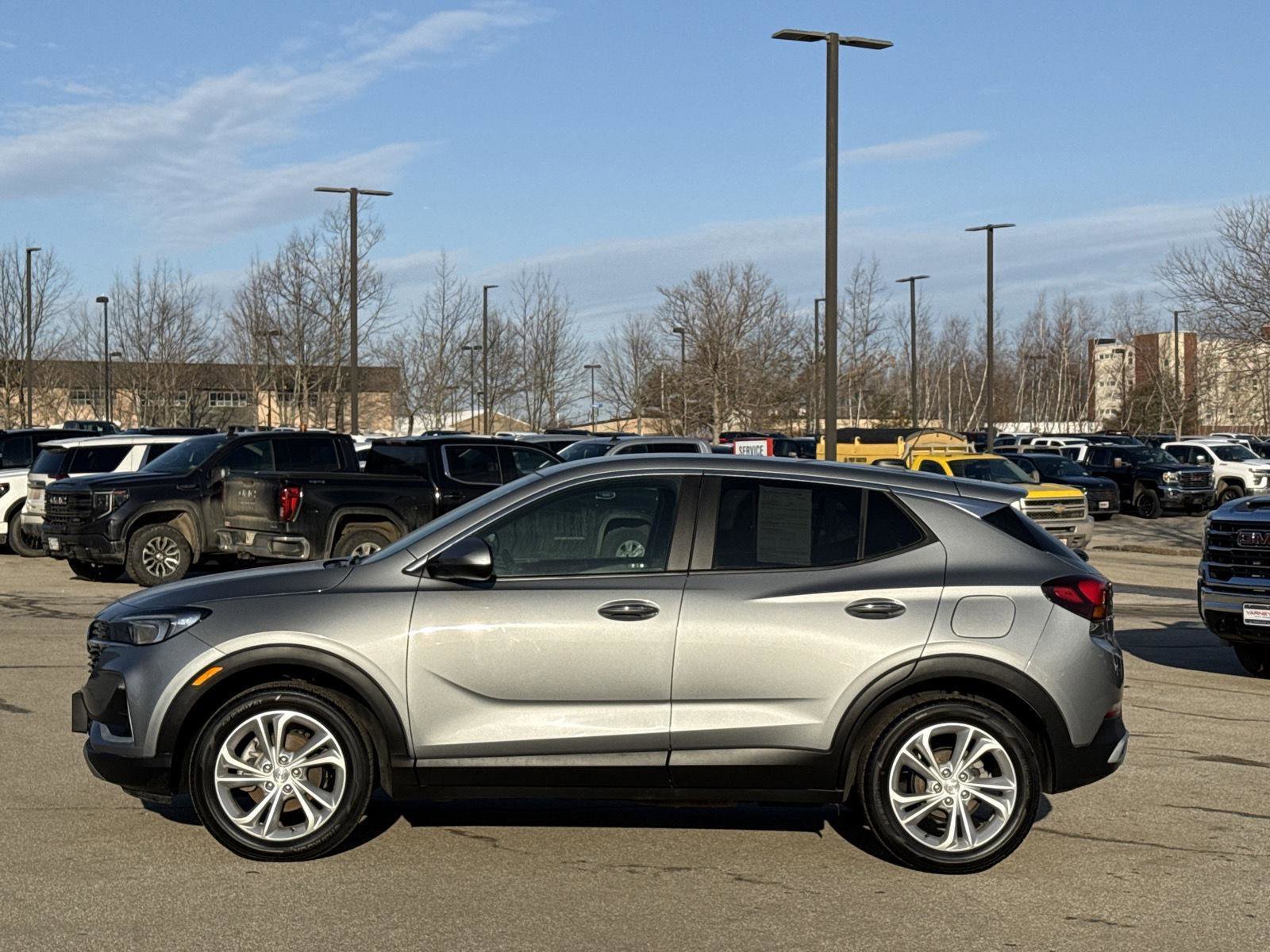 Used 2023 Buick Encore GX Preferred w/ Cold Weather Comfort Package image 4
