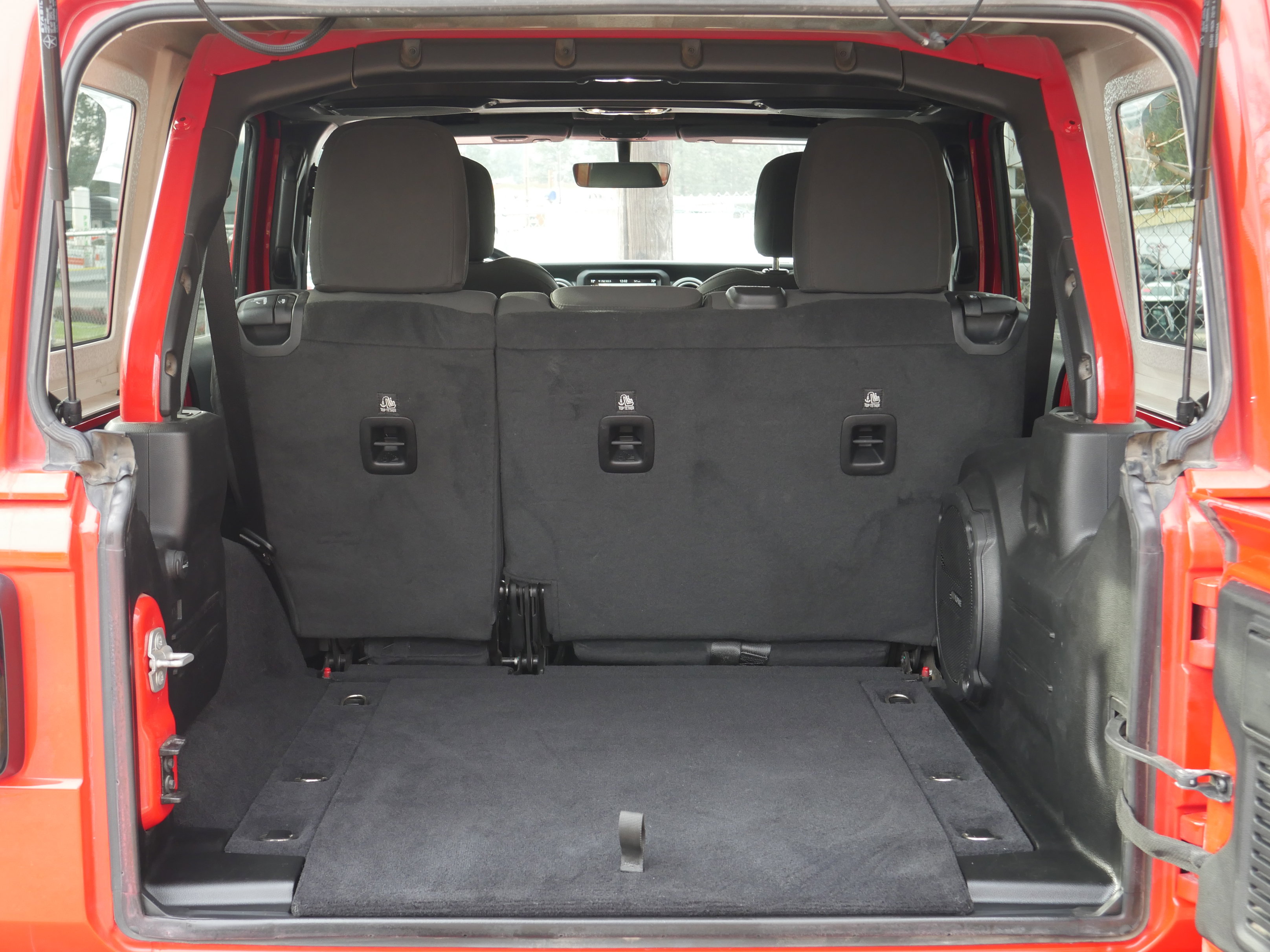 Used 2020 Jeep Wrangler Unlimited Sahara w/ Uconnect 4C Nav & Sound Group image 21