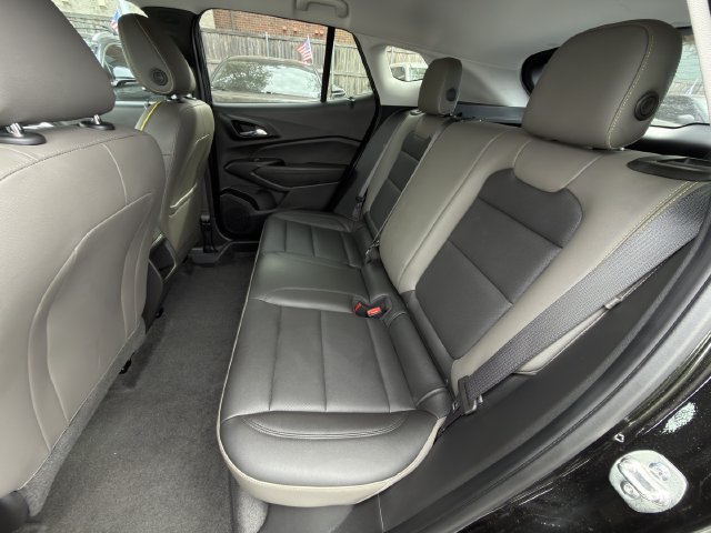 New 2026 Chevrolet Trax ACTIV w/ Driver Confidence Package FWD image 19