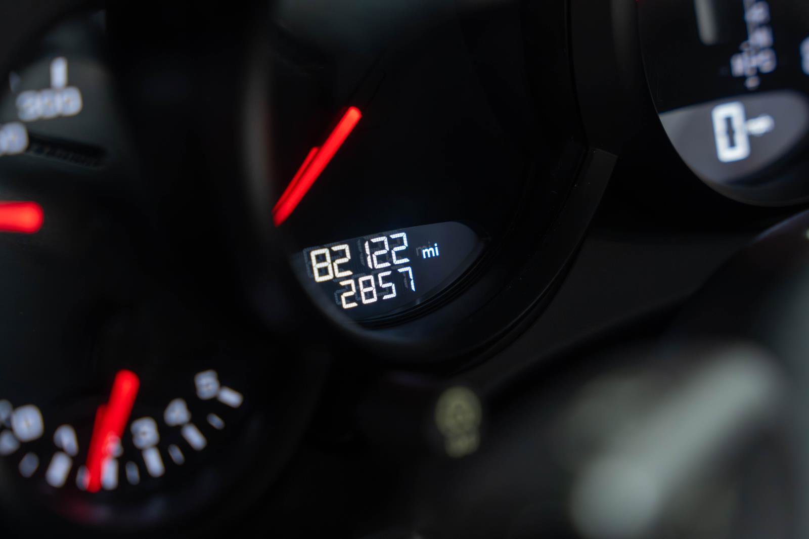 Used 2018 Porsche 911 Carrera GTS image 98