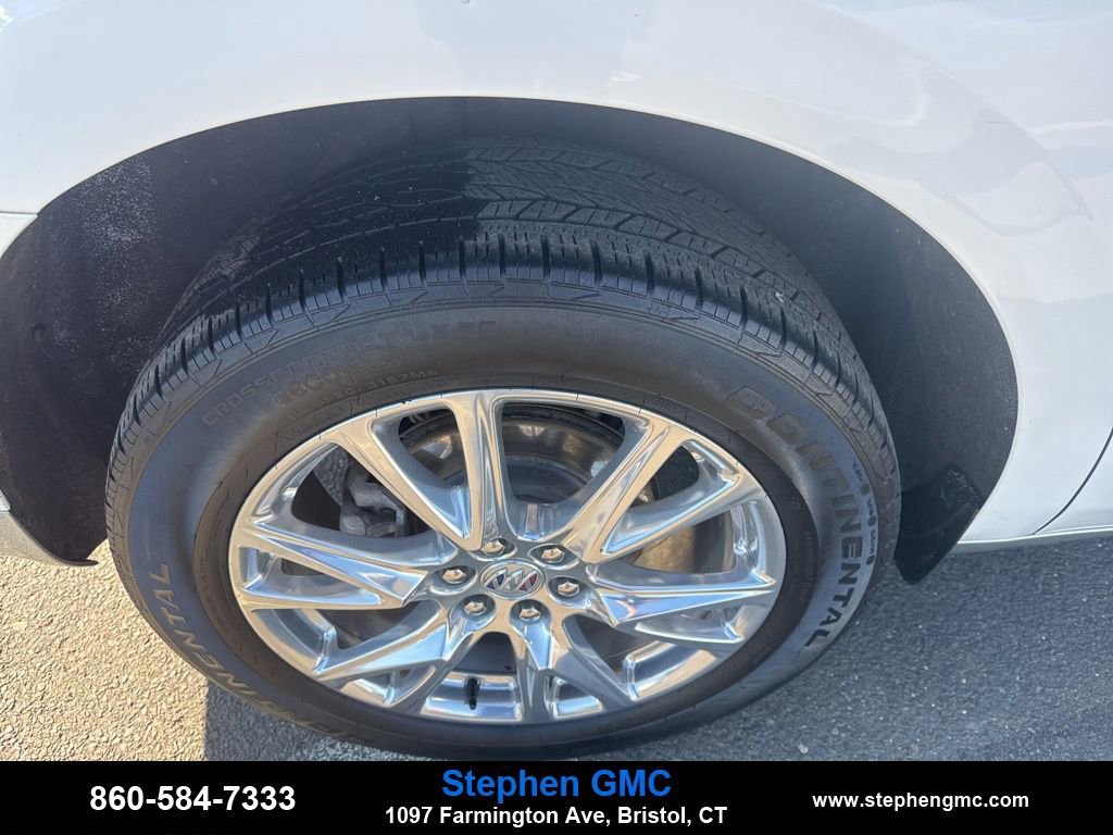 Used 2023 Buick Enclave Essence w/ Experience Buick Package image 9