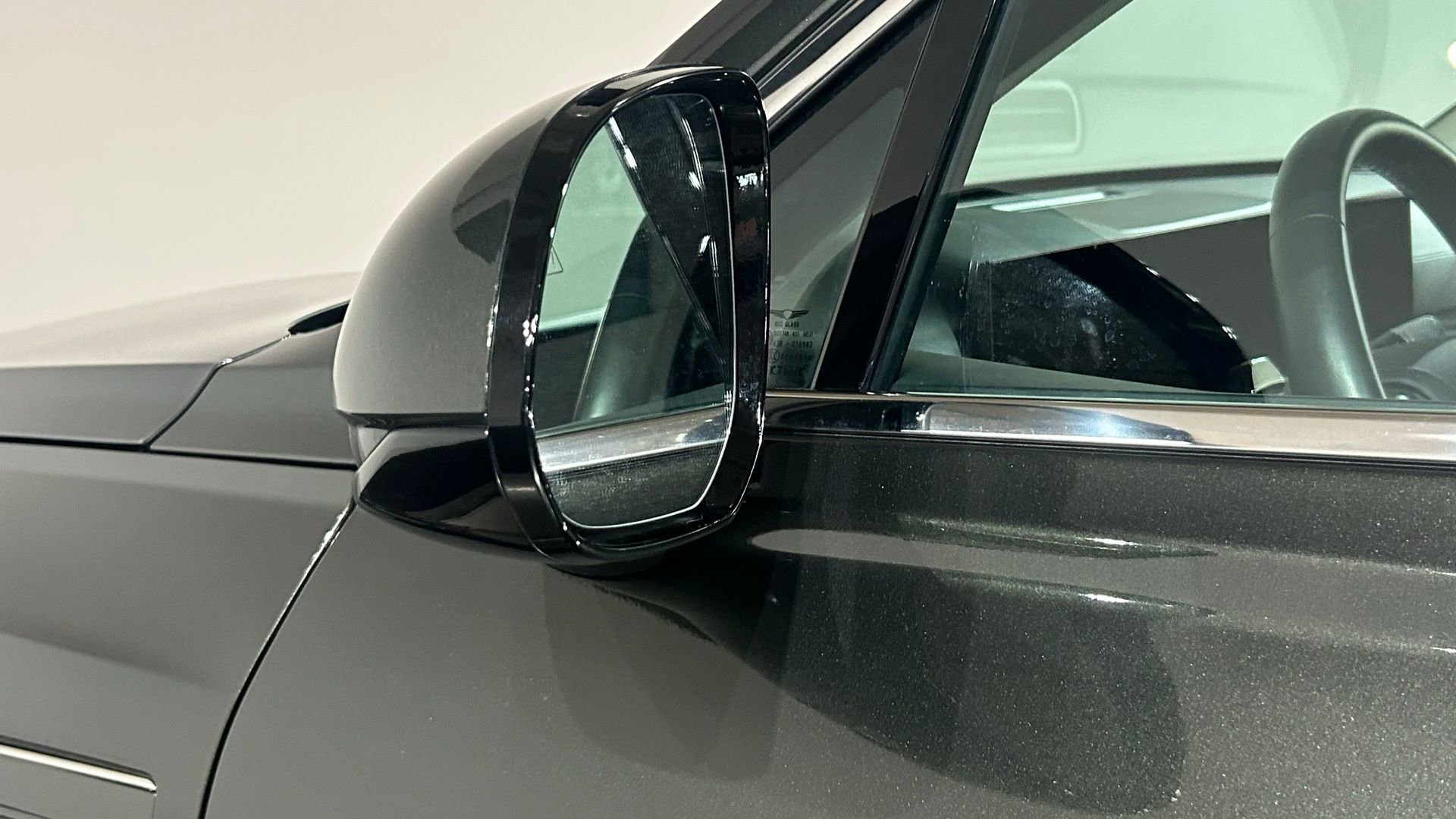 Used 2025 Genesis GV80 2.5T Standard image 18