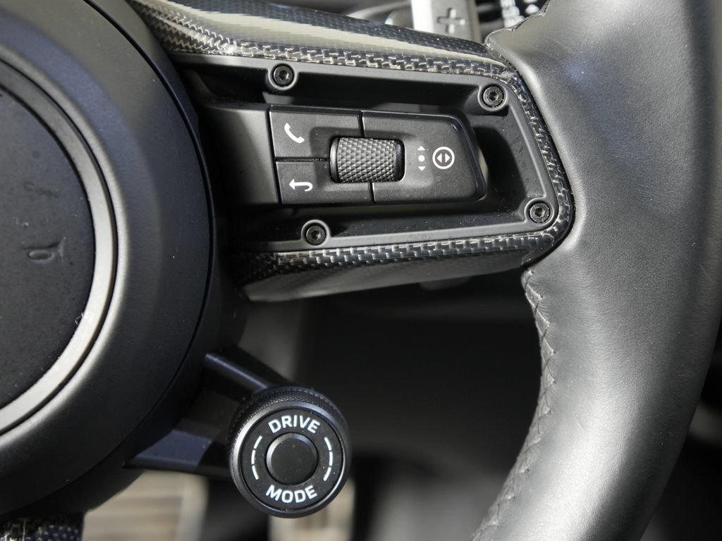 Certified 2024 Porsche Cayenne Turbo AWD/4WD image 33
