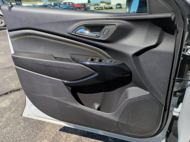 Used 2025 Chevrolet Trax ACTIV w/ Driver Confidence Package FWD image 24
