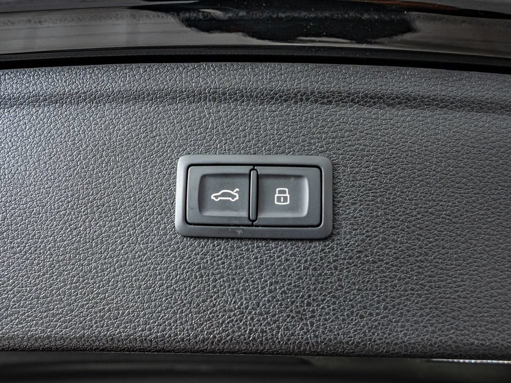 Used 2024 Audi Q5 2.0T Premium Plus AWD/4WD image 39