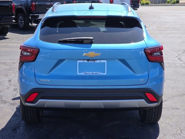 New 2026 Chevrolet Trax LT w/ Driver Confidence Package FWD image 20