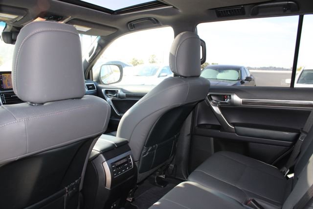 Certified 2023 Lexus GX 460 Premium w/ Premium Package AWD/4WD image 9