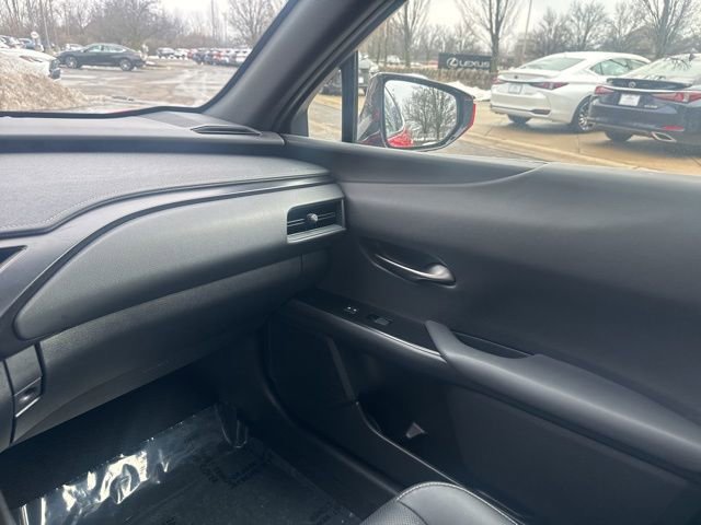 Used 2020 Lexus UX 200 w/ Premium Package image 30