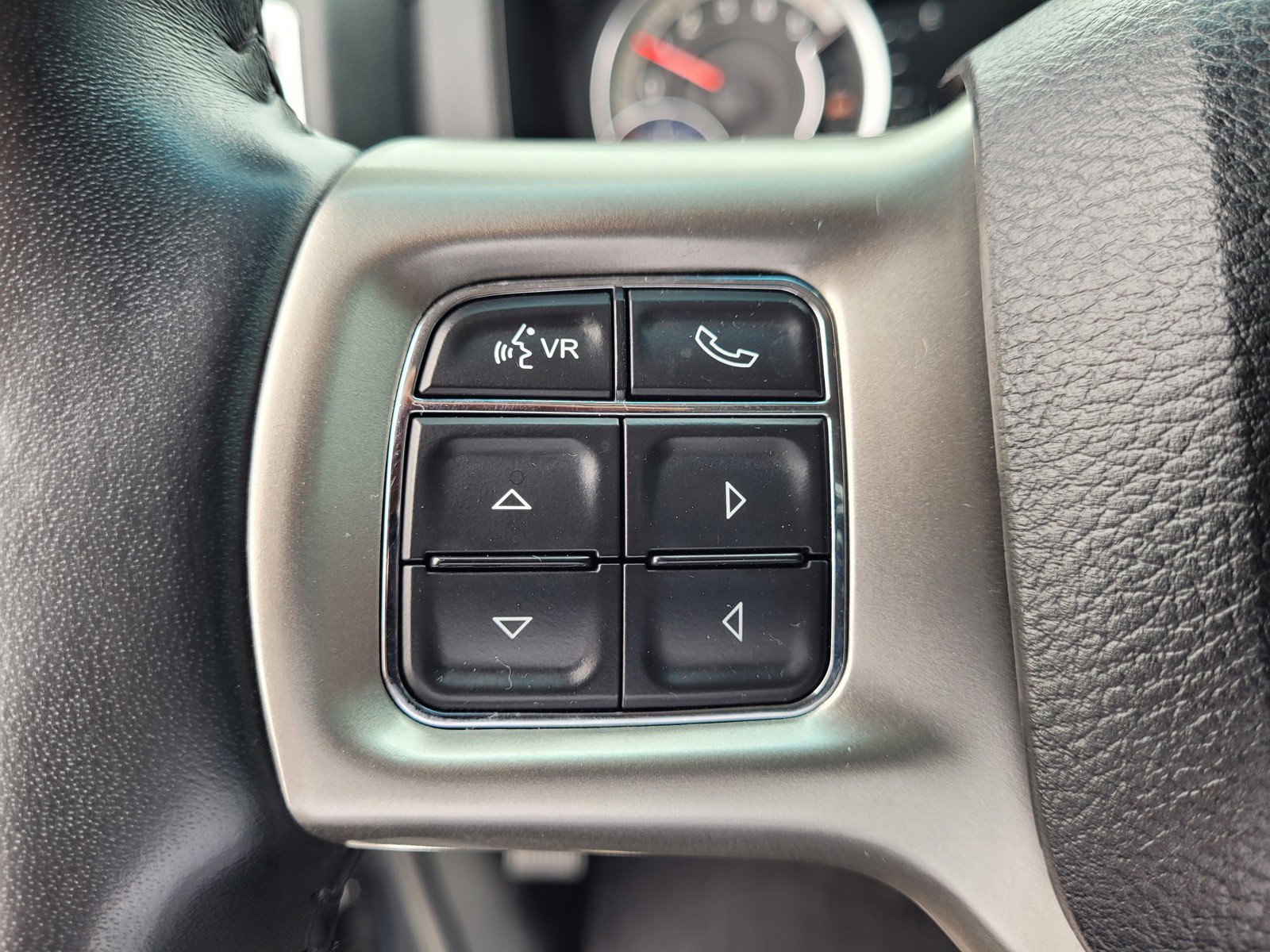 Used 2018 RAM 2500 Laramie image 17