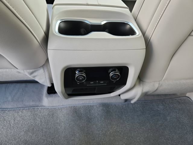 New 2026 Buick Enclave Avenir w/ Super Cruise Package FWD image 13