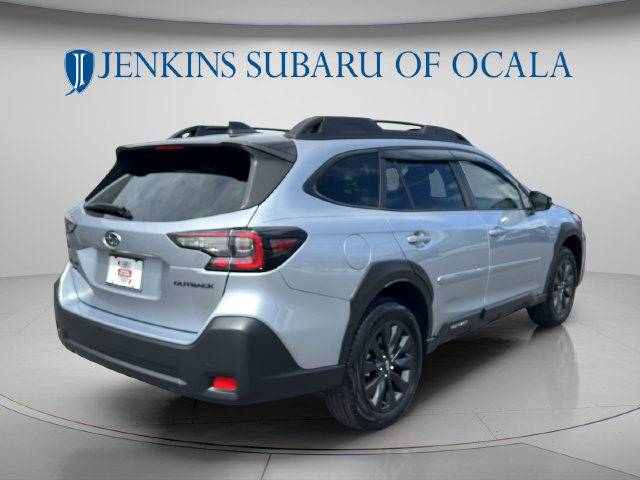 Used 2025 Subaru Outback Onyx Edition w/ Tech Package 3 AWD/4WD image 3