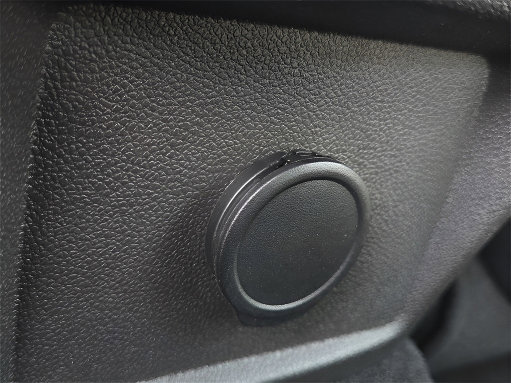 New 2025 Cadillac CT4 Premium Luxury image 19