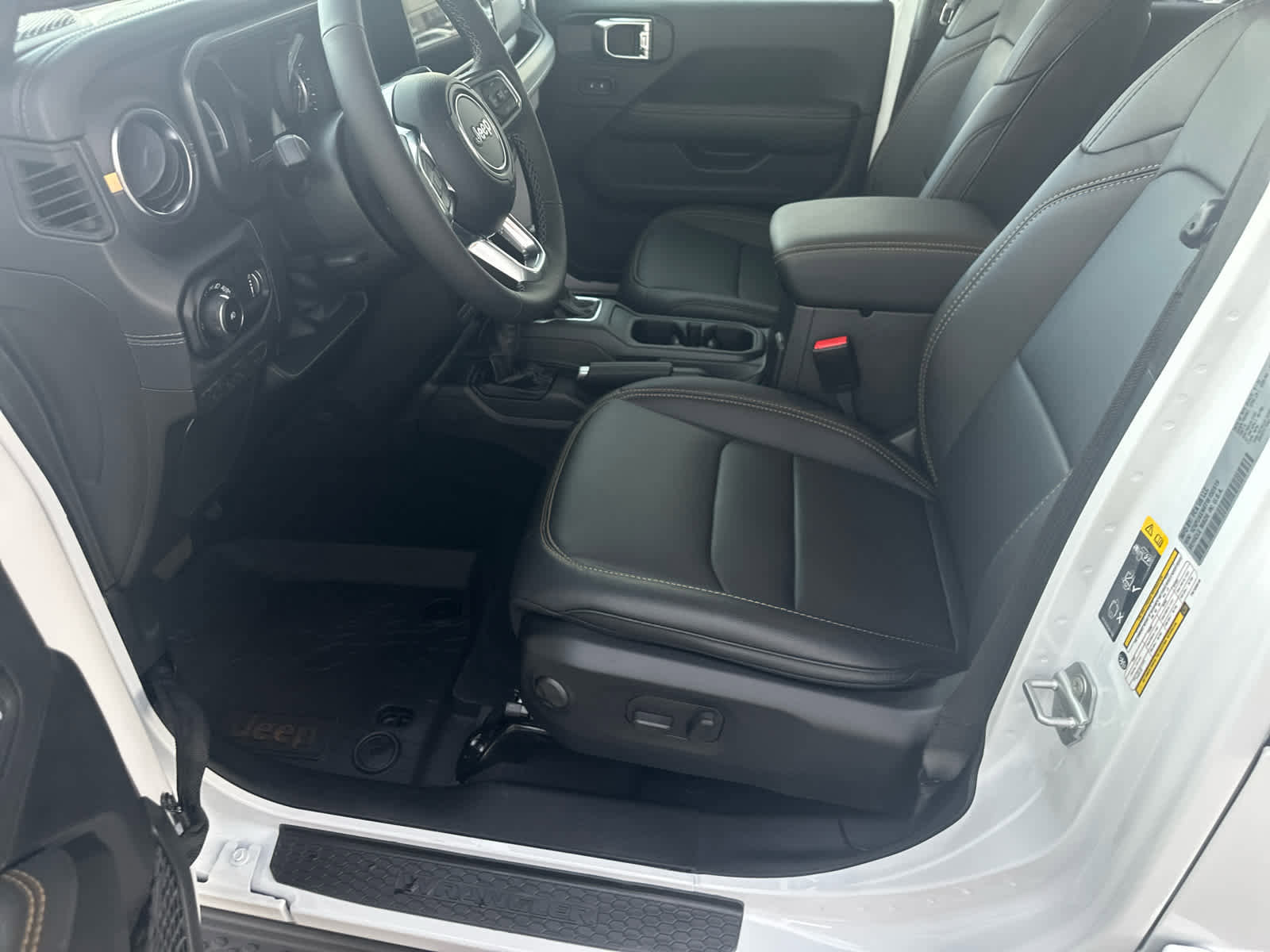 New 2026 Jeep Wrangler Unlimited Sahara image 24