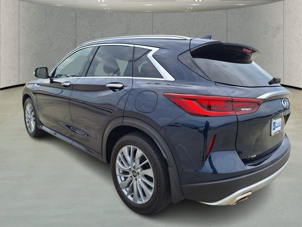 Used 2024 INFINITI QX50 Luxe FWD image 3
