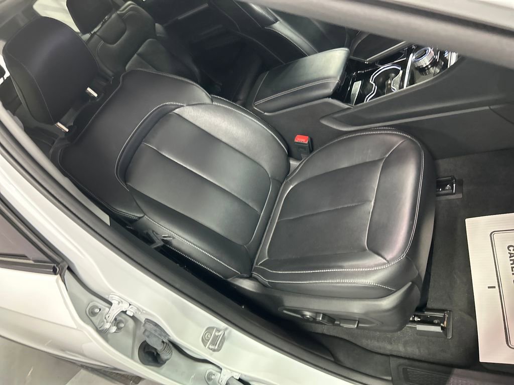 Used 2022 Jeep Grand Cherokee L Limited image 26