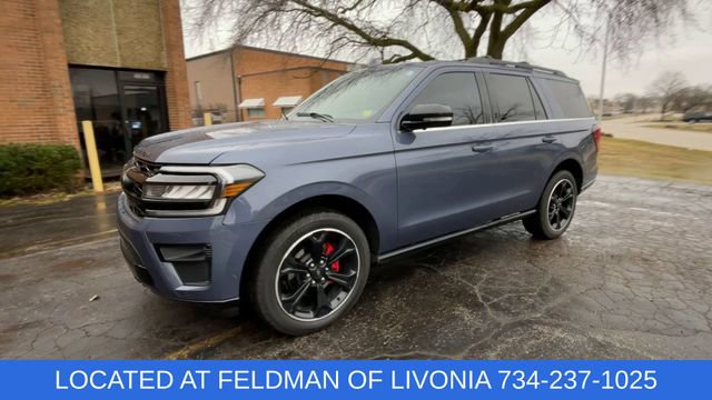 Used 2022 Ford Expedition Limited image 4