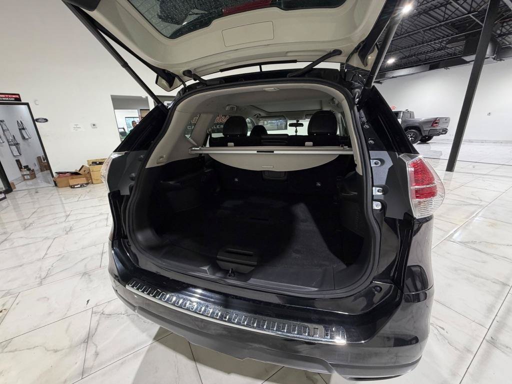 Used 2016 Nissan Rogue SL w/ SL Premium Package AWD/4WD image 12