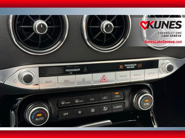 Used 2022 Kia Stinger GT-Line image 28